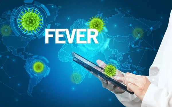 Dokter Vult Medisch Dossier Met Fever Inscriptie Virologie Concept — Stockfoto