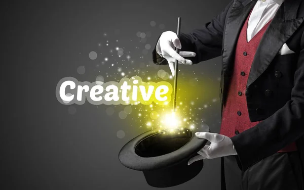 Mago Está Mostrando Truco Magia Con Inscripción Creativa Concepto Educativo — Foto de Stock