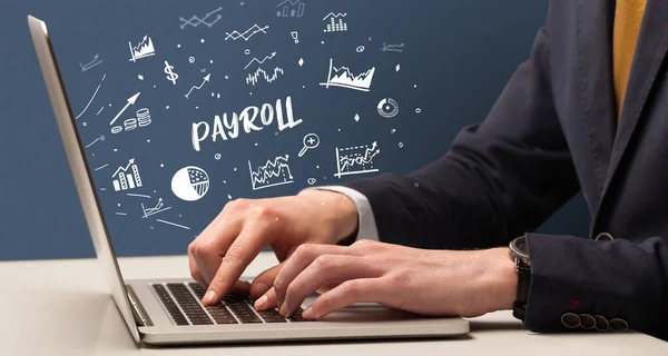 Empresario Trabajando Portátil Con Inscripción Payroll Concepto Negocio Moderno —  Fotos de Stock