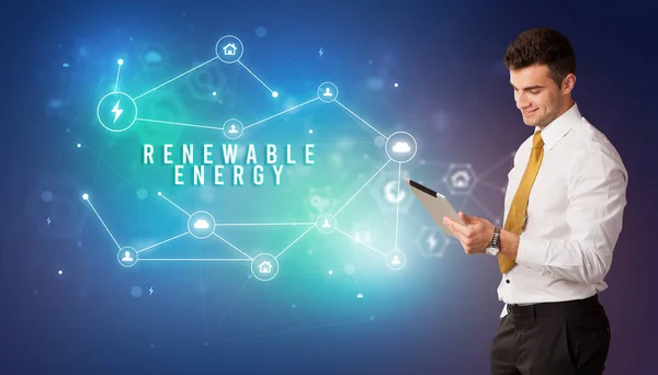 Бизнесмен Перед Иконками Облачного Сервиса Надписью Renewable Energy Концепция Современных — стоковое фото