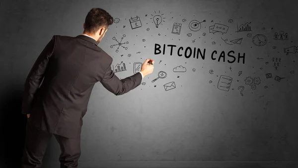 Geschäftsmann Zeichnet Eine Kreative Ideenskizze Mit Bitcoin Cash Inschrift Geschäftsstrategie — Stockfoto