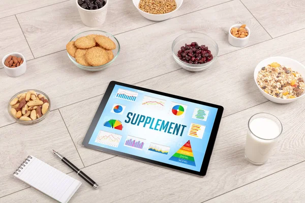 Alimentos Orgânicos Tablet Mostrando Inscrição Supplement Composição Nutricional Saudável — Fotografia de Stock