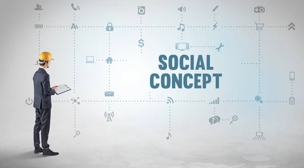 Inżynier Pracujący Nad Nową Platformą Mediów Społecznościowych Koncepcją Napisu Social — Zdjęcie stockowe