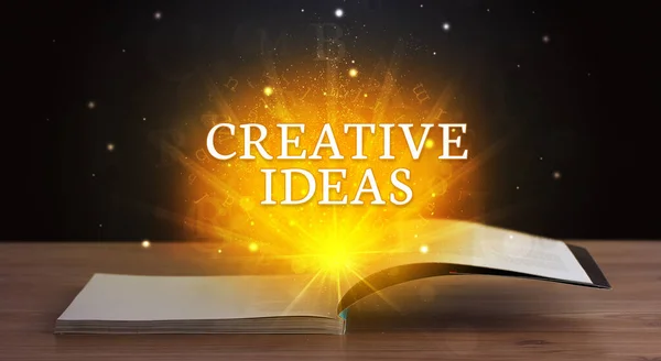 Надпись Creative Ideas Открытой Книги Образовательная Концепция — стоковое фото