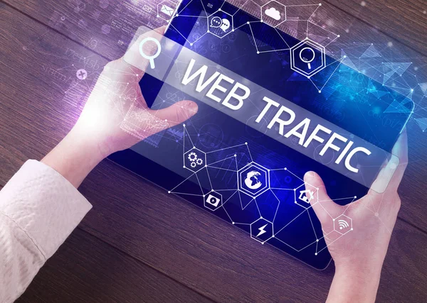 Крупный План Поиска Планшетов Web Traffic Высокотехнологичная Компьютерная Концепция — стоковое фото