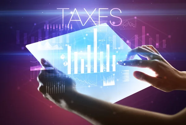 Tableta Futurista Mano Con Inscripción Taxes Arriba Concepto Negocio Moderno — Foto de Stock