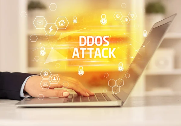 Надпись Ddos Attack Ноутбуке Концепция Интернет Безопасности Защиты Данных Блокчейн — стоковое фото