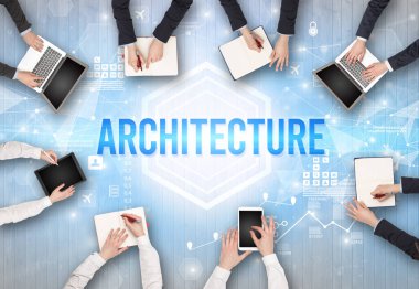 ARCHITECTURE yazıtları, modern teknoloji konsepti olan bir ofiste çalışan meşgul insanlar grubu