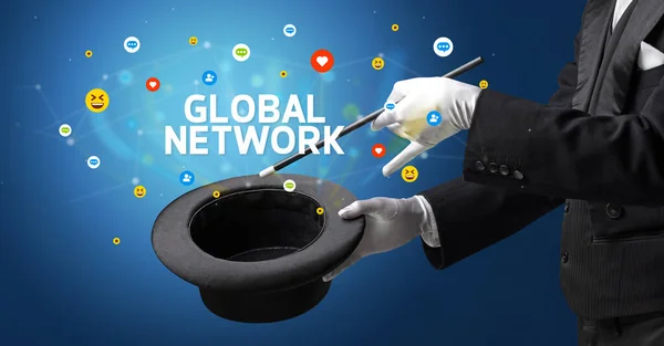 Фокусник Показывает Фокус Надписью Global Network Концепцией Маркетинга Социальных Сетей — стоковое фото