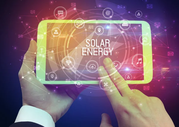 Közelkép Egy Solar Energy Felirattal Ellátott Tábláról Innovatív Technológiai Koncepció — Stock Fotó