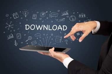 DOWNLOAD yazıtları ve sosyal medya kavramına sahip dokunmatik ekranın yakın plan görüntüsü
