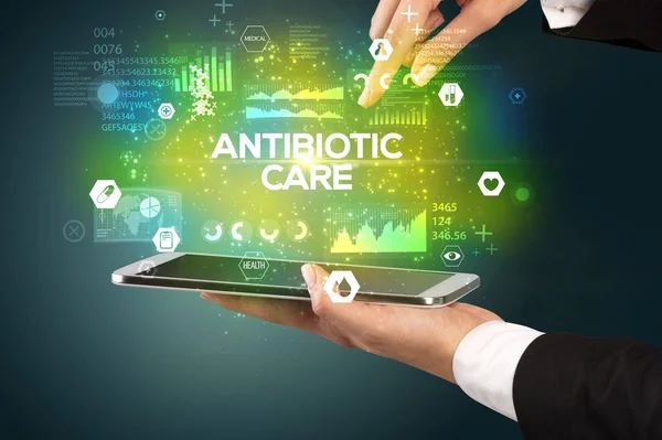 Close Van Een Touchscreen Met Antibiotic Care Inscriptie Medisch Concept — Stockfoto