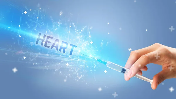 Siringa Iniezione Medica Mano Con Iscrizione Heart Concetto Antidoto Medico — Foto Stock
