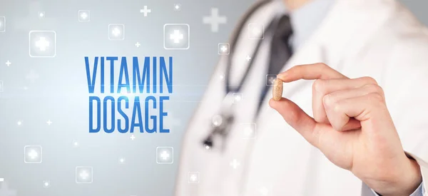 Close Doctor Giving Pill Vitamin Dosage Inscription Medical Concept — Stock Photo, Image