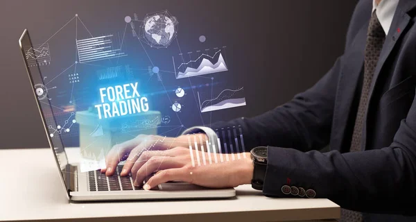 Podnikatel Pracující Notebooku Nápisem Forex Trading Nový Obchodní Koncept — Stock fotografie