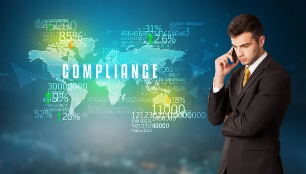 Empresário Diante Uma Decisão Com Inscrição Compliance Conceito Negócio — Fotografia de Stock