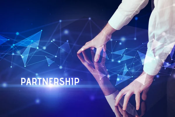 개념인 Partnership 비문이 스크린에 사업가 — 스톡 사진