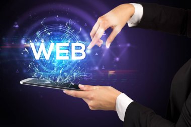 Web 'in kısaltması olan dokunmatik ekrana yakın çekim, modern teknoloji kavramı