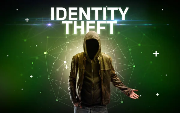 Hacker Misterioso Com Inscrição Identity Theft Inscrição Conceito Ataque Online — Fotografia de Stock
