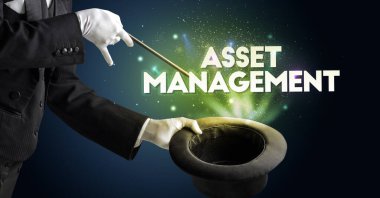İllüzyonist, ASSET MANAGEMENT yazıtları ve yeni iş modeli konseptiyle sihirbazlık numarası gösteriyor.