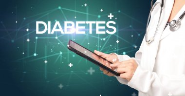 Doktor tıbbi kayıtları DIABETES yazıtları ve tıbbi konseptle dolduruyor.