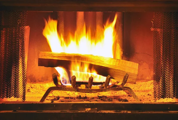 Roaring fire — Stock Photo, Image