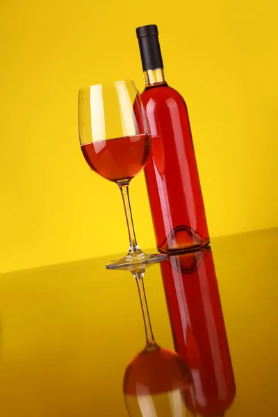 Verre de vin de rose — Photo