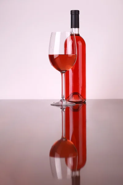 Verre de vin de rose — Photo