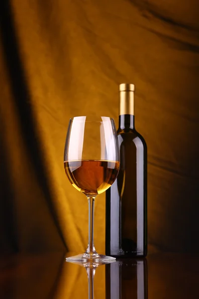 Glass of white wine — Stock Photo, Image