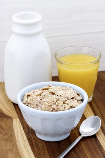 Cereales bayas deliciosas y saludables — Foto de Stock
