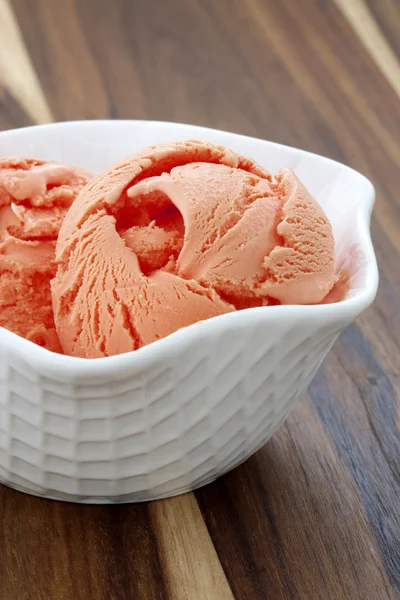 Delicious freash mandarin ice cream — Stock Photo, Image