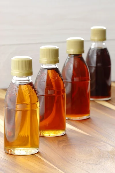 Delcious maple syrup — Stock Photo, Image