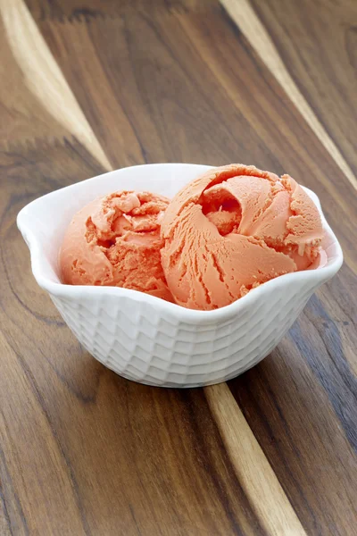 Delicious freash mandarin ice cream — Φωτογραφία Αρχείου