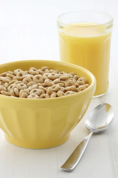 Delicioso y saludable cereal de nueces de miel —  Fotos de Stock