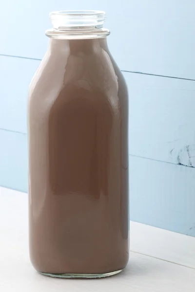 Botella de leche de chocolate — Foto de Stock