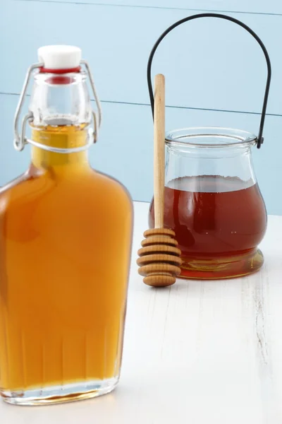 Organic honey — Stock Photo, Image