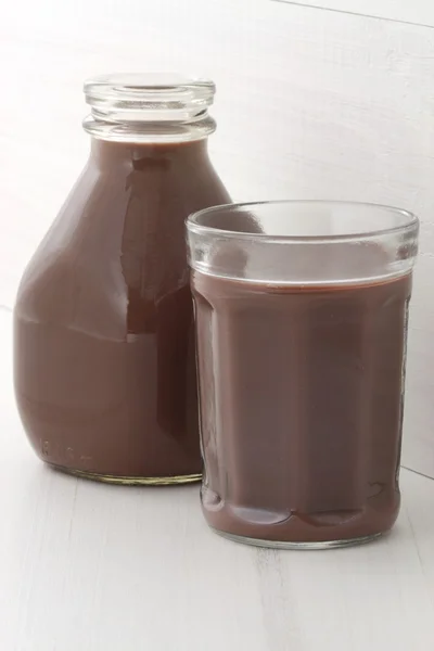 Chocolate milk pint — Stock Photo, Image