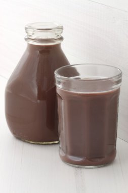 Çikolatalı süt yarım litre