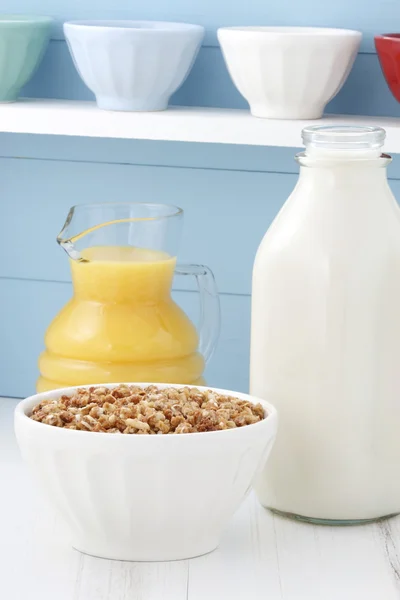 Delicioso desayuno saludable de cereales — Foto de Stock