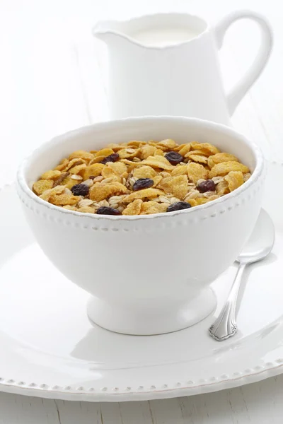 Delicious and healthy granola cereal — Stock Photo, Image