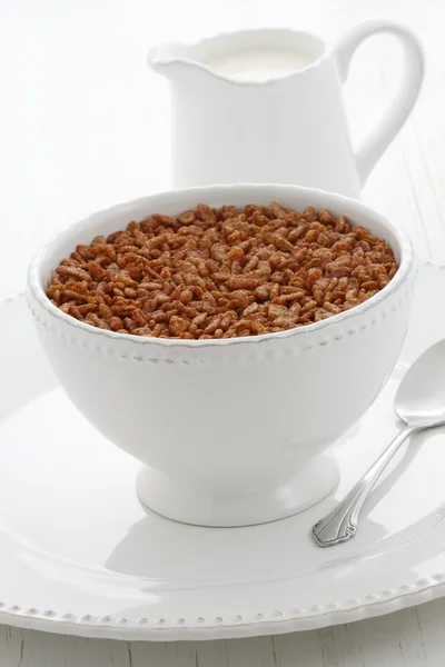 Läckra crisped ris choklad flingor — Stockfoto