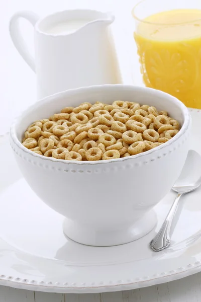Delicioso e saudável mel nozes cereais — Fotografia de Stock