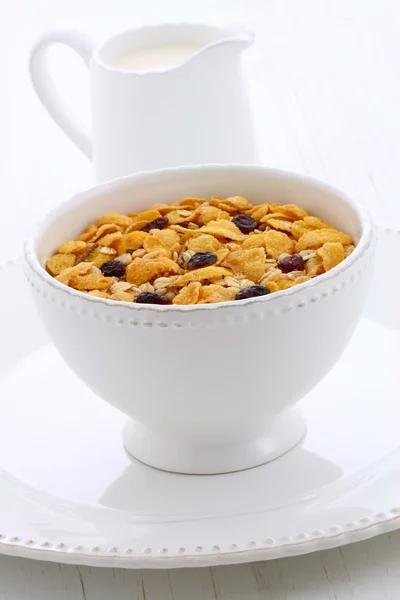 Delicious and healthy granola cereal — Stock Photo, Image