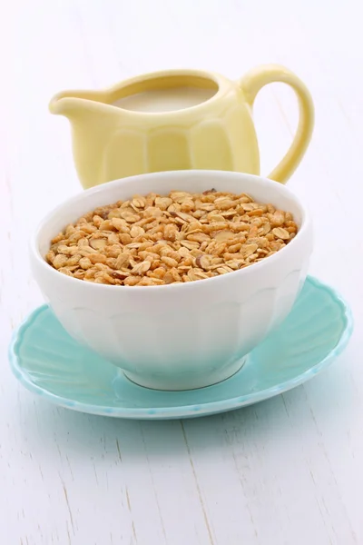 Delicious and healthy granola cereal — Stock Photo, Image