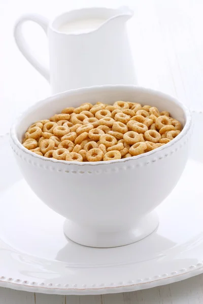 Delicious and healthy honey nuts cereal — Stock Photo, Image