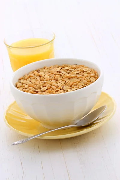 Délicieuses et saines céréales granola — Photo