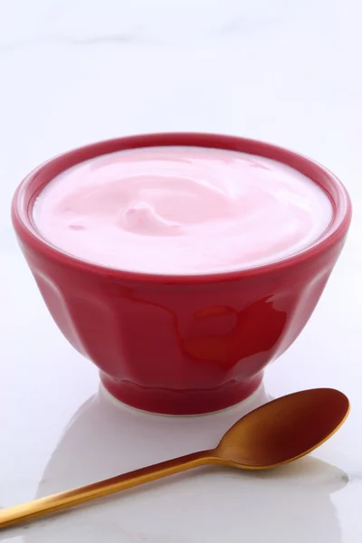 Yogur de fresa griego artesanal — Foto de Stock