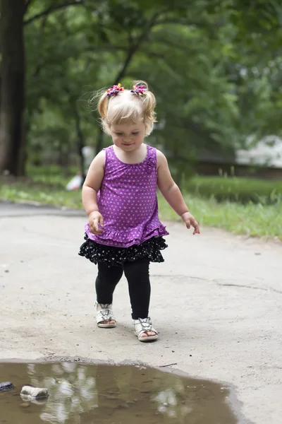 Portrait of beautiful happy little girl — Stock Photo, Image