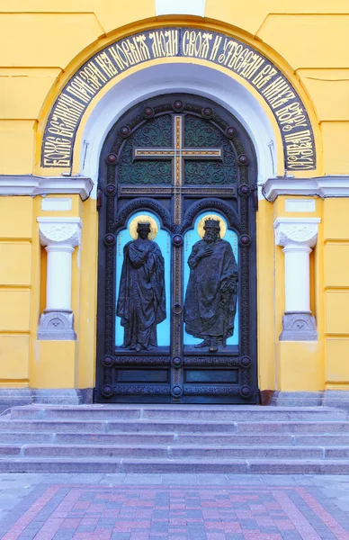 Hauptantrance zur Kathedrale von St. Wladimir — Stockfoto