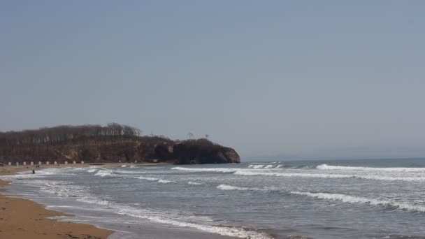 Hermosa playa y mar — Vídeo de stock